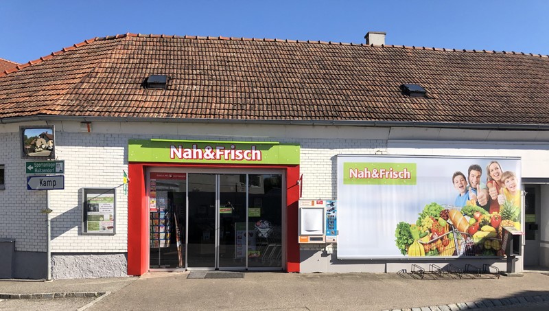 Die Außenansicht vom neuen Nah&Frisch Markt in Haitzendorf