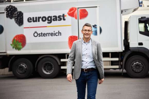 Peter Krug, Geschäftsführer Eurogast Österreich, freut sich über die positive Entwicklung von Eurogast Österreich. Bildnachweis: Eurogast Österreich
